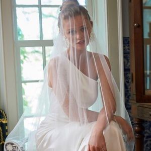 BHLDN Cirque Veil - Fingertip Length